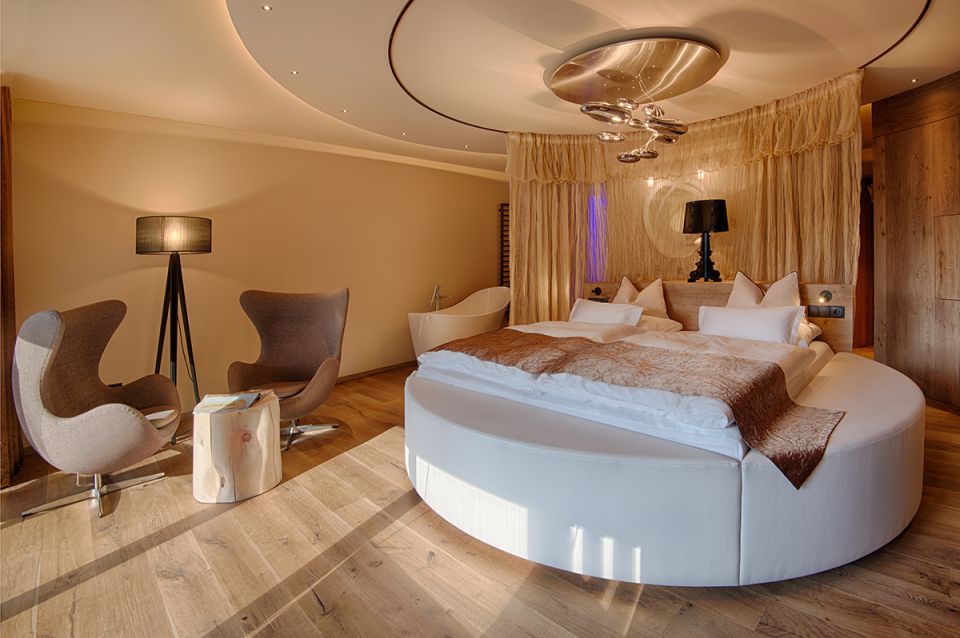 Un dormitor ca o camera de hotel