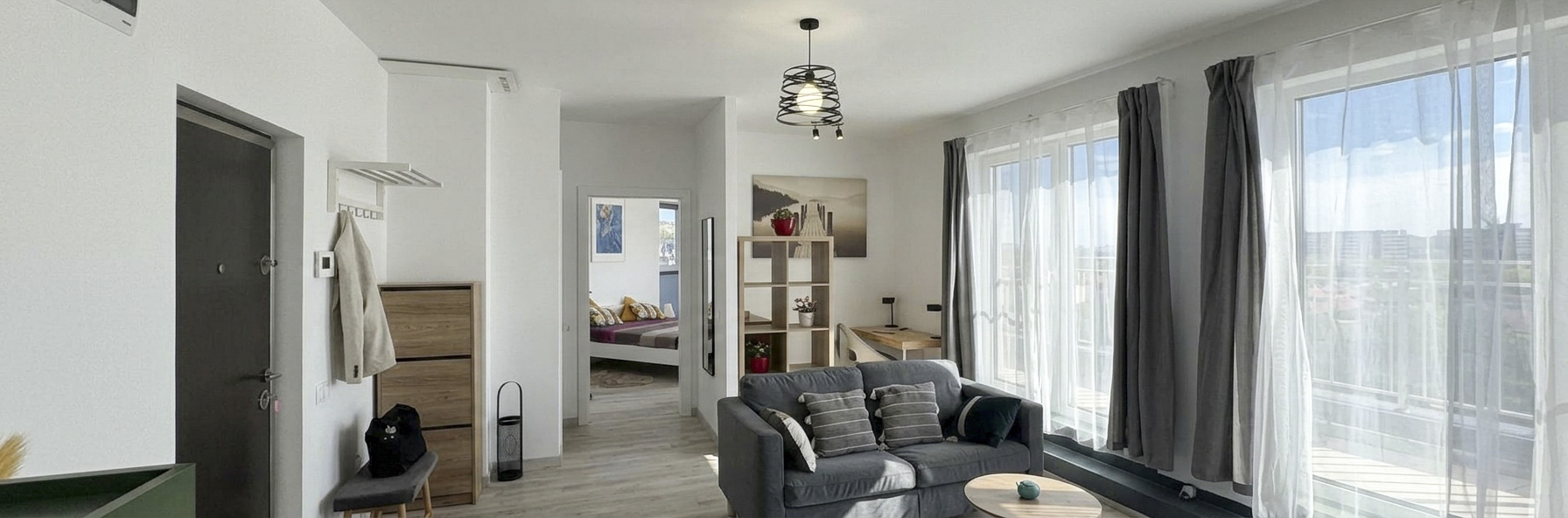 Apartament cu 2 camere, lux, dog friendly, cu terasă 25 mp și parcare